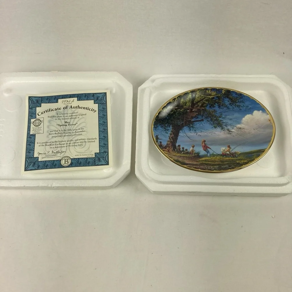 The Bradford Exchange MAY Spring Fever Plate - Seasons to Remember #5 1999